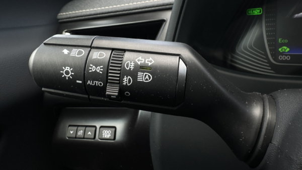 Lexus UX 250h 2.0 F-Sport Design 2023 m. 12