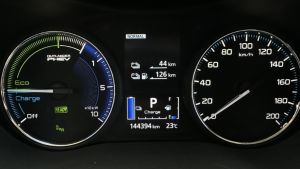Mitsubishi Outlander 2.4 PHEV 4WD 2020 m. Įkraunamas hibridas. 7