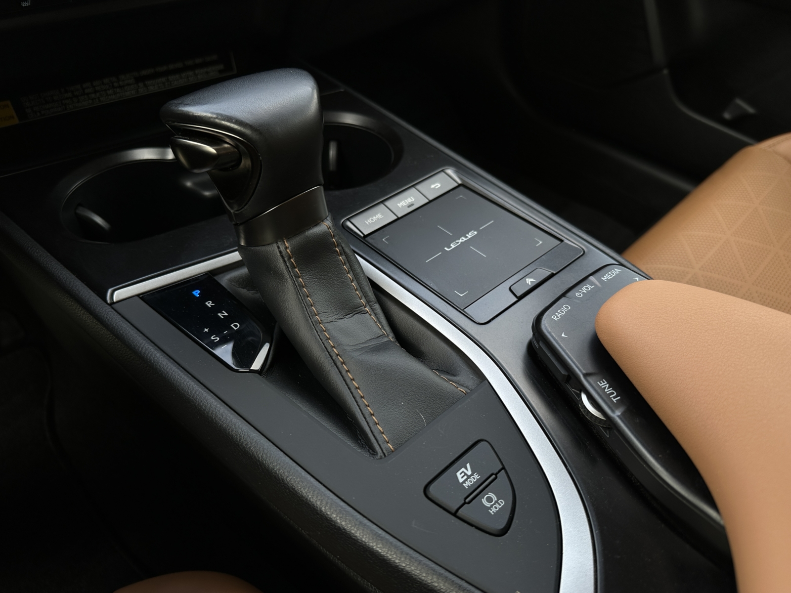 Lexus UX 250h 2.0 Executive 2020 m. 22