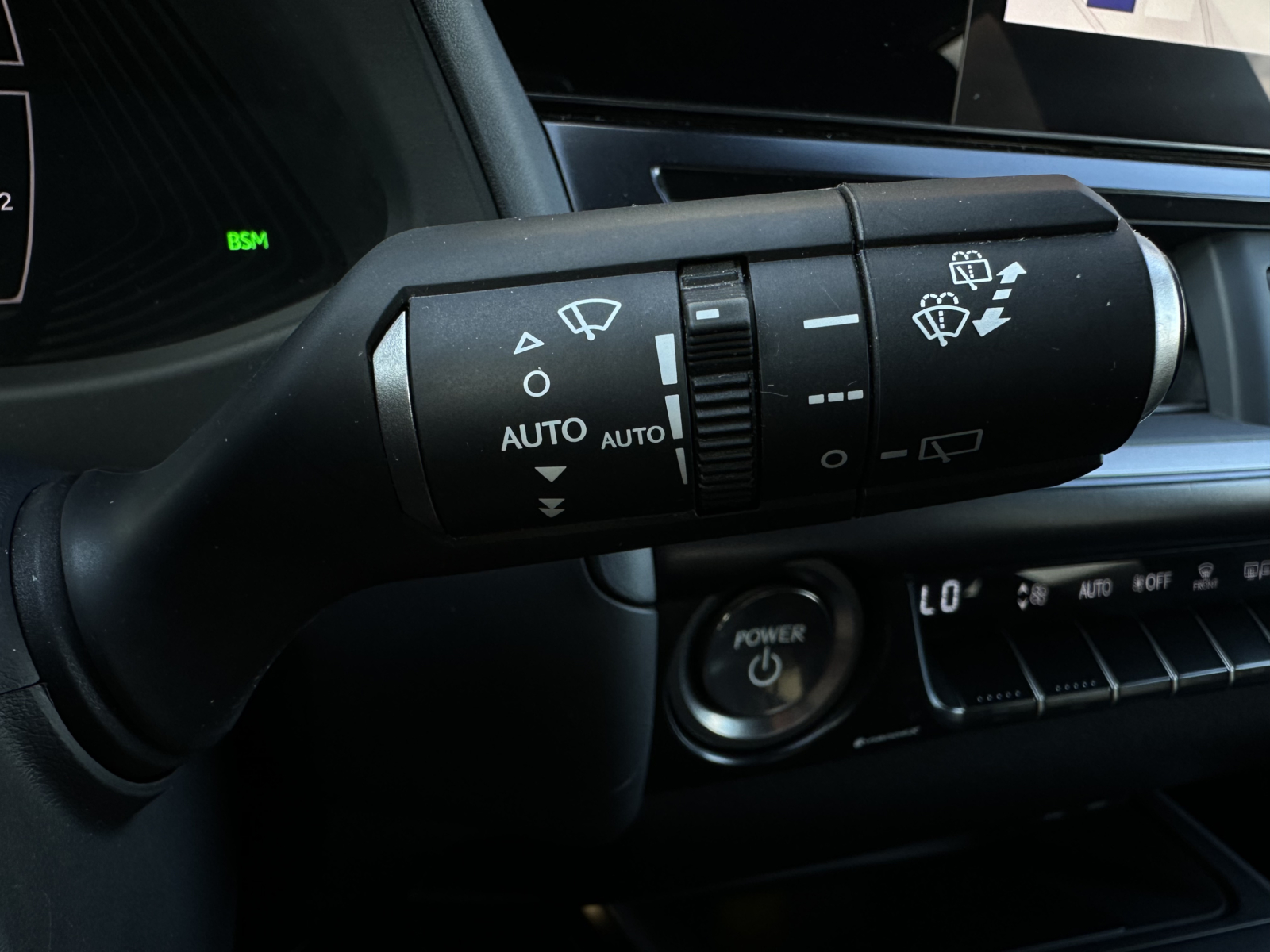 Lexus UX 250h 2.0 F-Sport Design 2023 m. 13