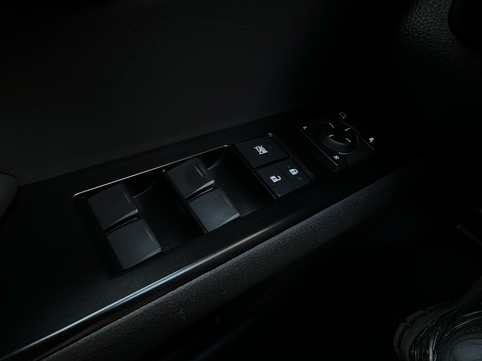 Lexus UX 250h 2.0 F-Sport Design 2023 m. 26