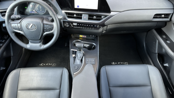 Lexus UX 250h 2.0 F-Sport Design 2023 m. 3