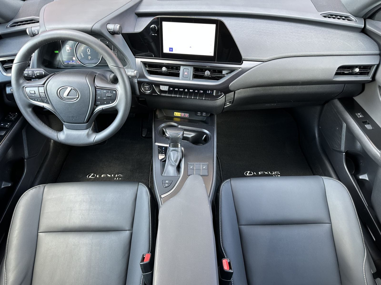 Lexus UX 250h 2.0 F-Sport Design 2023 m. 3