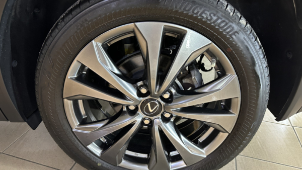 Lexus UX 250h 2.0 F-Sport Design 2023 m. 31