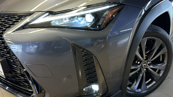 Lexus UX 250h 2.0 F-Sport Design 2023 m. 32