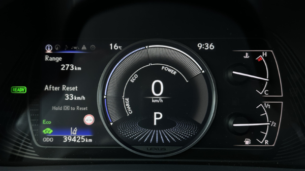Lexus UX 250h 2.0 F-Sport Design 2023 m. 7