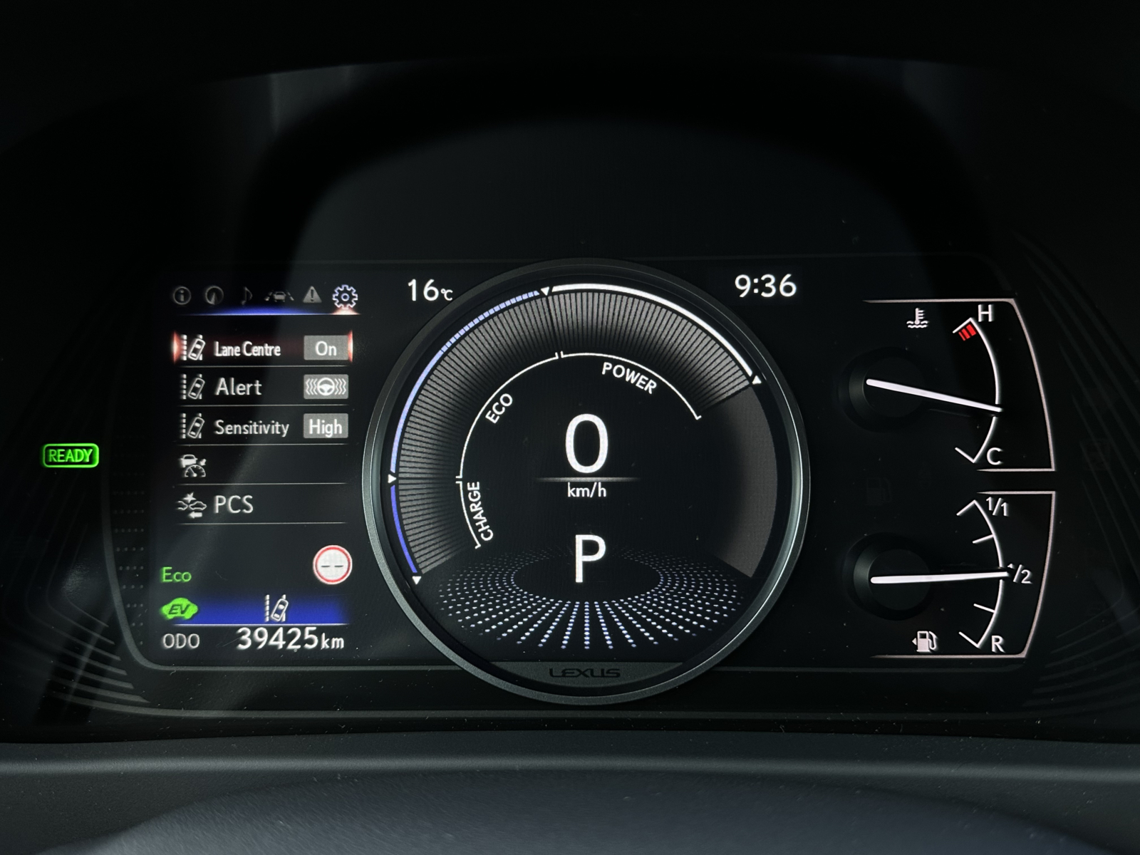 Lexus UX 250h 2.0 F-Sport Design 2023 m. 8