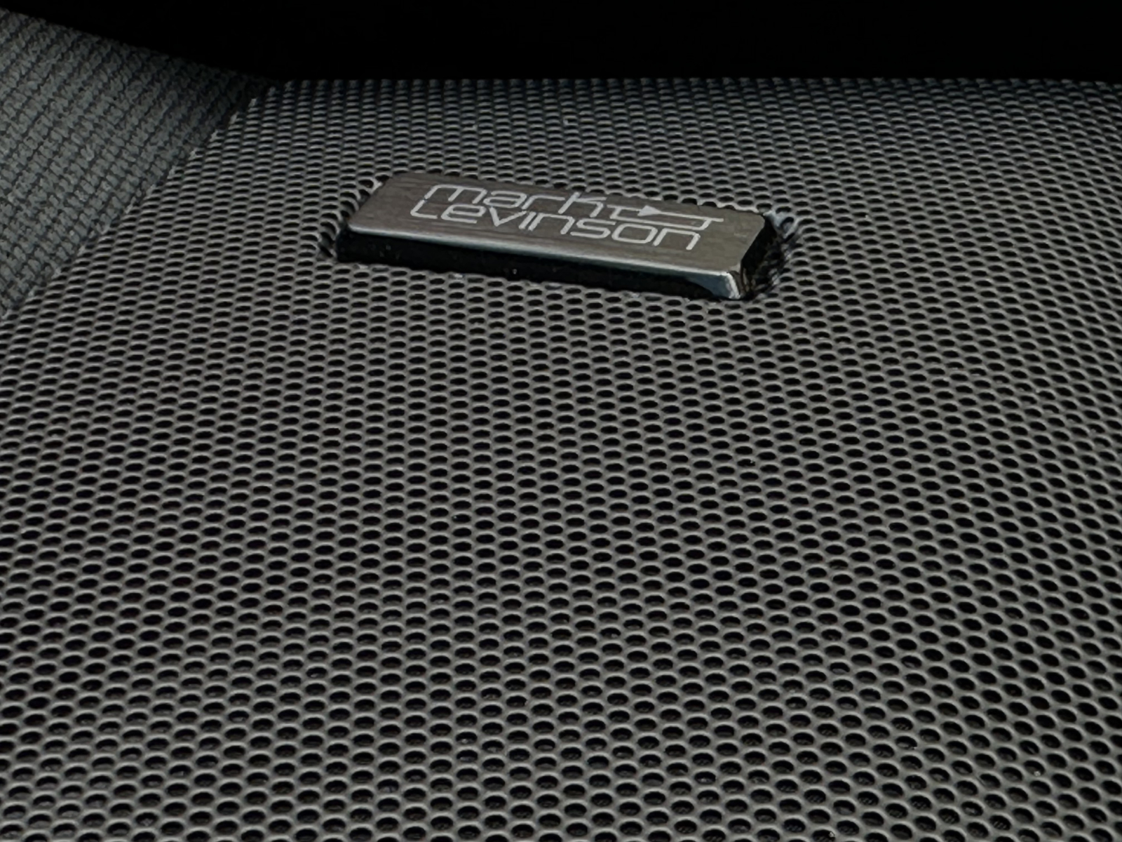 Lexus UX 300h 2.0 F-Sport AWD 2024 m. 33