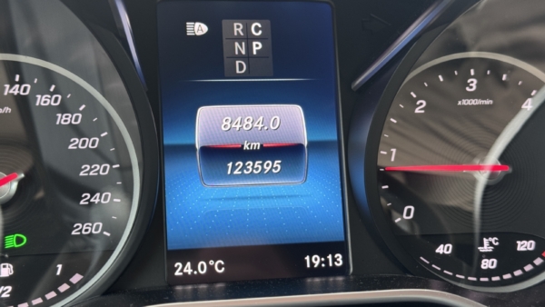Mercedes-Benz V300 2.0 4Matic AMG 2021 m. 19