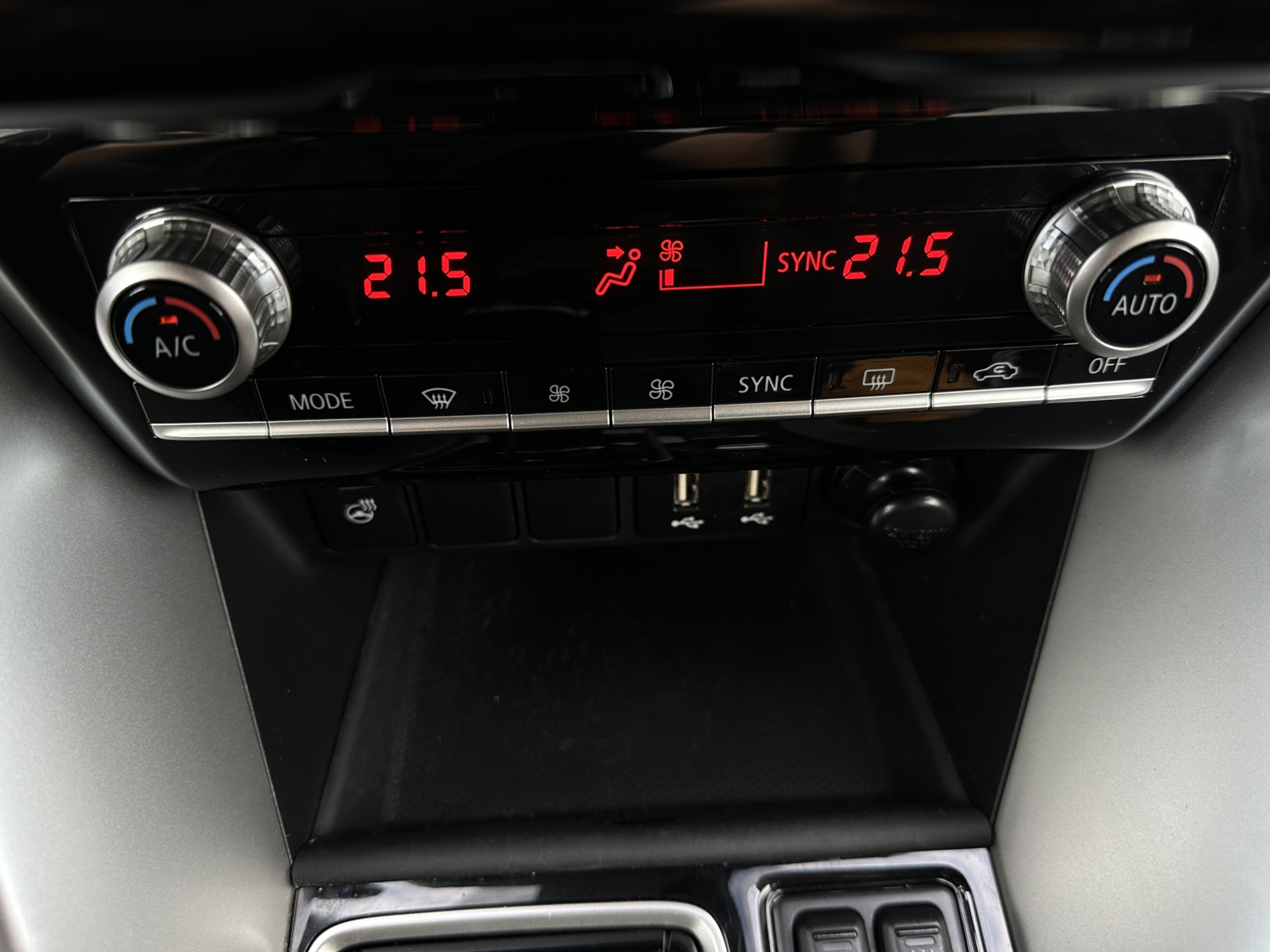 Mitsubishi Eclipse Cross 2,4 PHEV 4WD 2022 m. Įkraunamas hibridas. 17