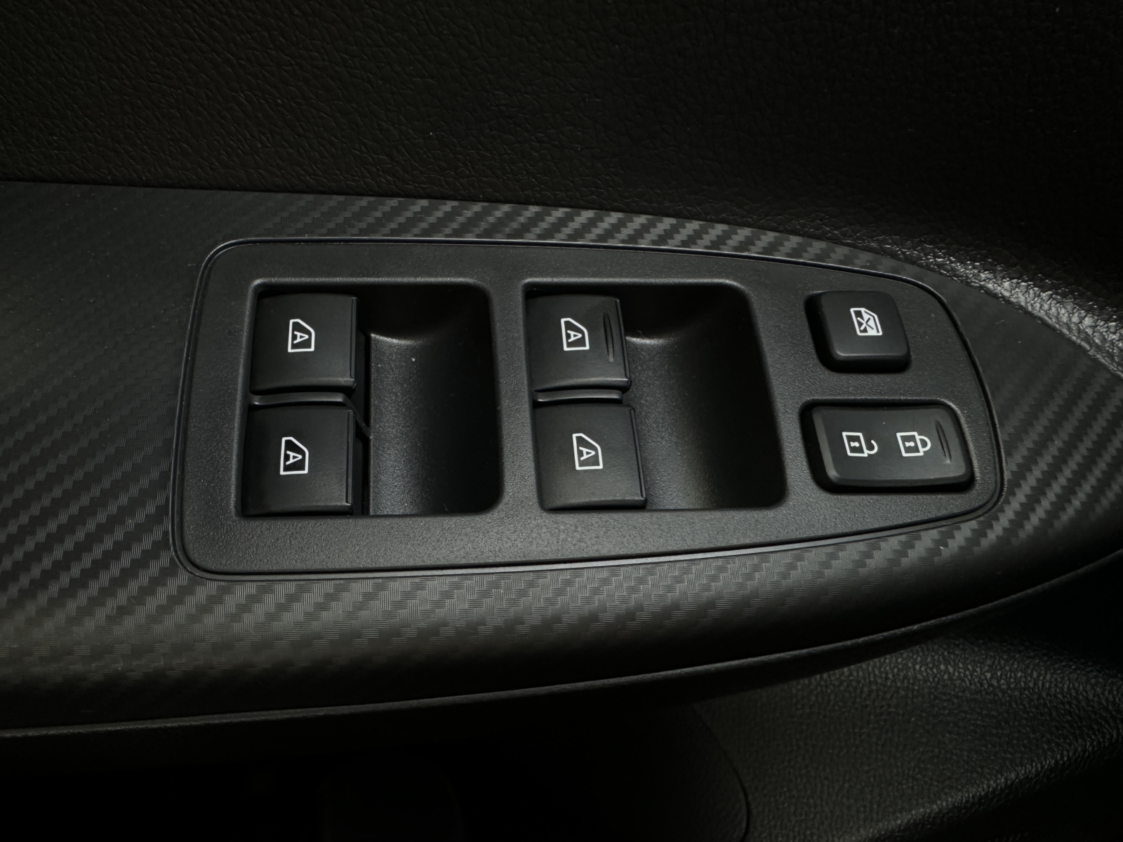 Mitsubishi Eclipse Cross 2,4 PHEV 4WD 2022 m. Įkraunamas hibridas. 22