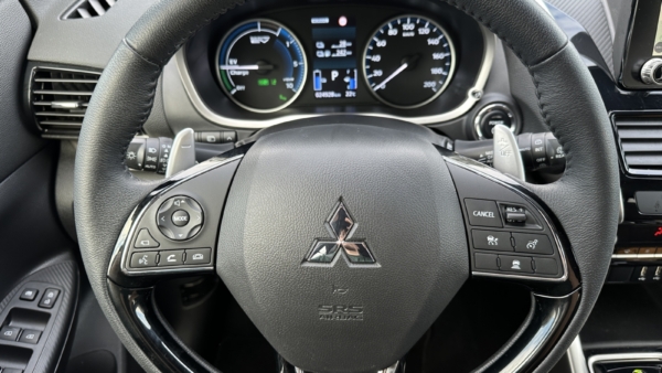 Mitsubishi Eclipse Cross 2,4 PHEV 4WD 2022 m. Įkraunamas hibridas. 6