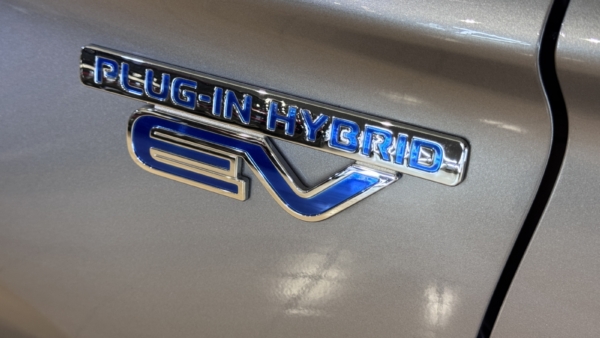 Mitsubishi Outlander 2.4 PHEV 4WD 2020 m. Įkraunamas hibridas. 26