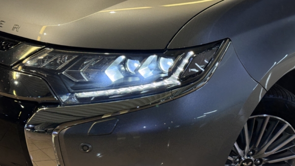 Mitsubishi Outlander 2.4 PHEV 4WD 2020 m. Įkraunamas hibridas. 28