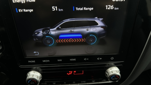 Mitsubishi Outlander 2.4 PHEV 4WD 2021 m. Įkraunamas hibridas. 23