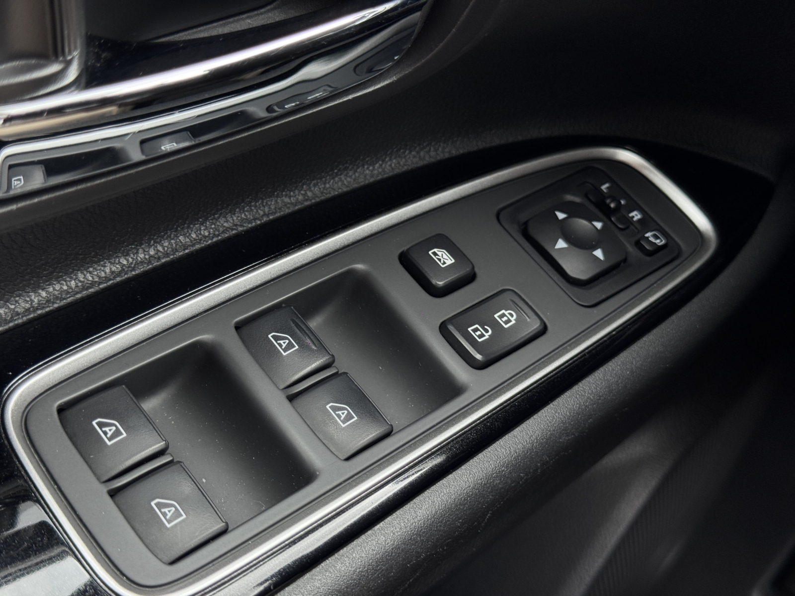 Mitsubishi Outlander 2.4 PHEV 4WD 2021 m. Įkraunamas hibridas. 29