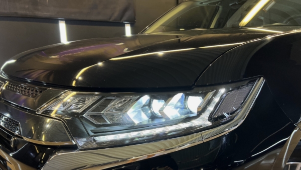 Mitsubishi Outlander 2.4 PHEV 4WD 2021 m. Įkraunamas hibridas. 4
