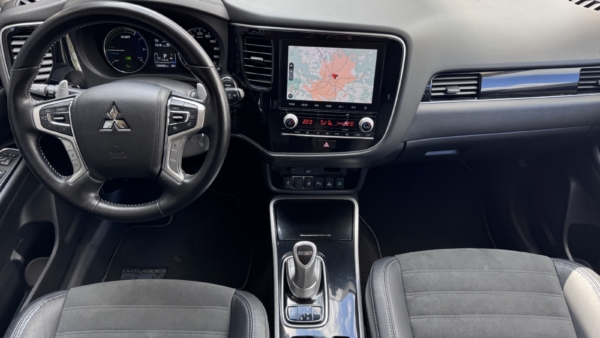 Mitsubishi Outlander 2.4 PHEV 4WD 2021 m. Įkraunamas hibridas. 6