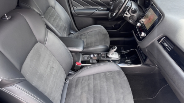 Mitsubishi Outlander 2.4 PHEV 4WD 2021 m. Įkraunamas hibridas. 7