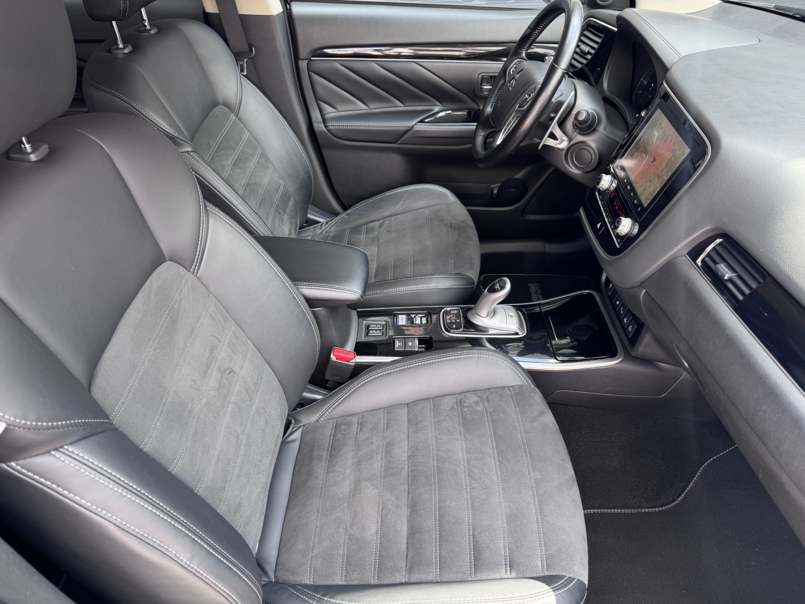Mitsubishi Outlander 2.4 PHEV 4WD 2021 m. Įkraunamas hibridas. 7