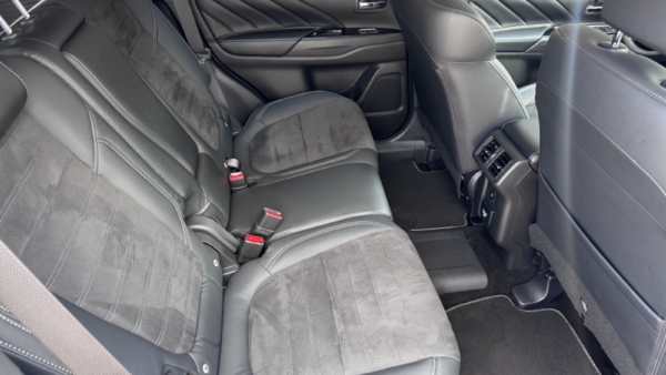 Mitsubishi Outlander 2.4 PHEV 4WD 2021 m. Įkraunamas hibridas. 8