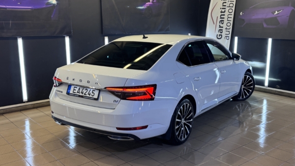 Skoda Superb 1,4 iV Plug-in Laurin&Klement 2020 m. Įkraunamas hibridas 2