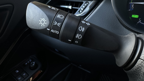 Toyota C-HR 1.8 Hybrid C-LUB 2022m. 13