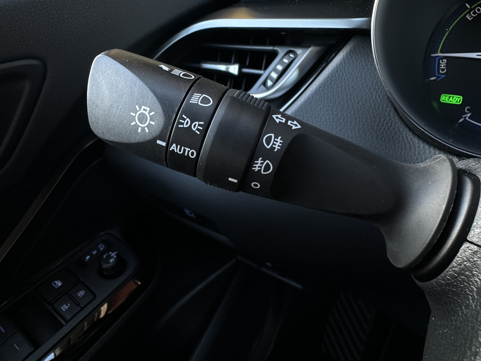 Toyota C-HR 1.8 Hybrid C-LUB 2022m. 13