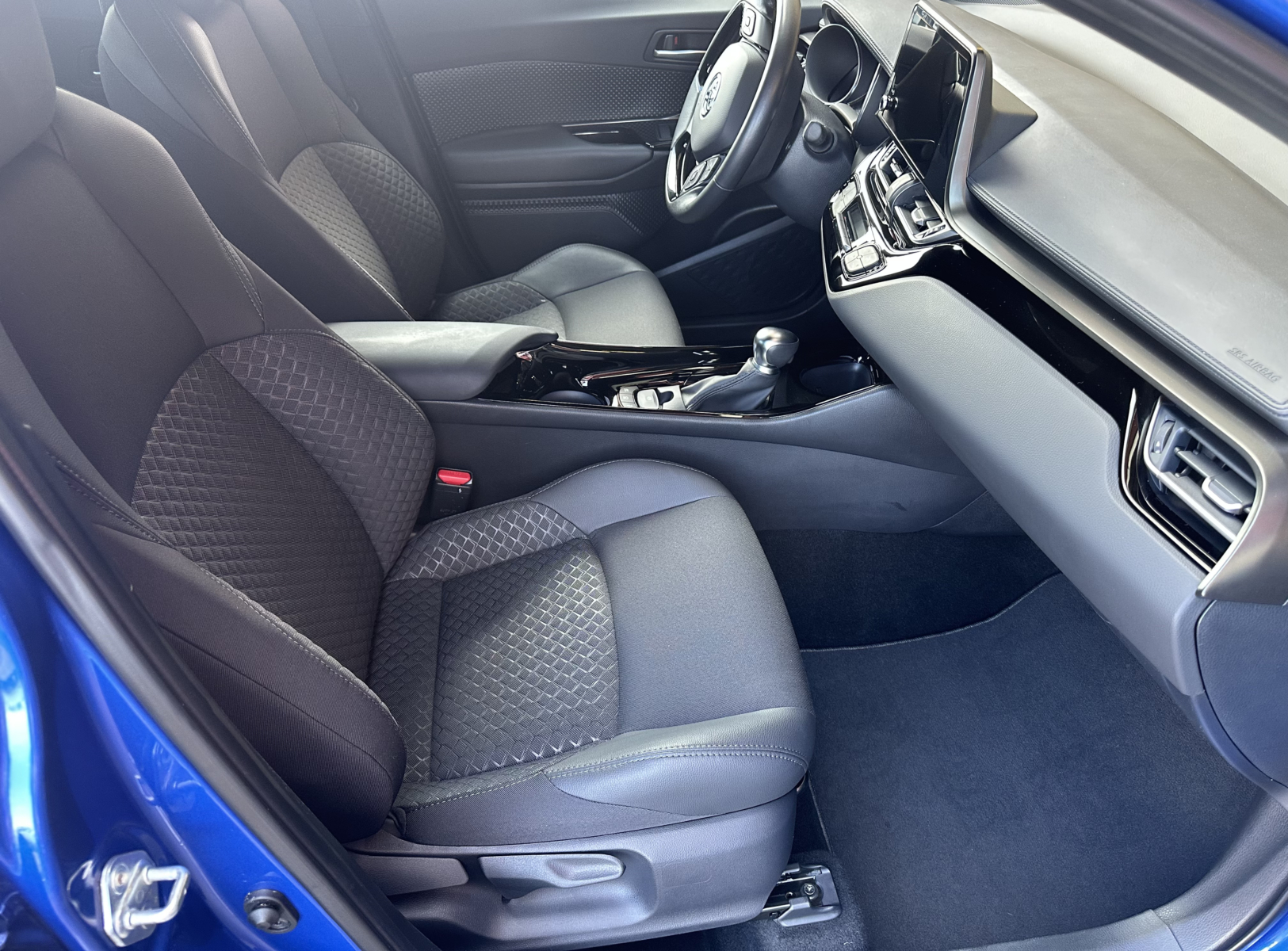 Toyota C-HR 1.8 Hybrid C-LUB 2022m. 4