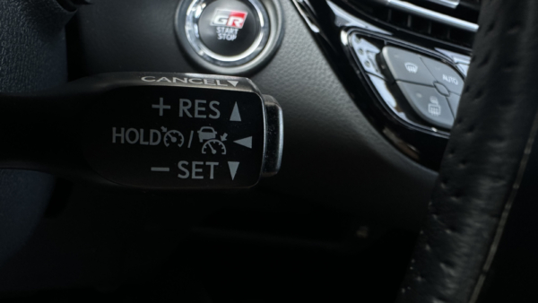 Toyota C-HR 1.8 Hybrid GR Sport 2023m. 14
