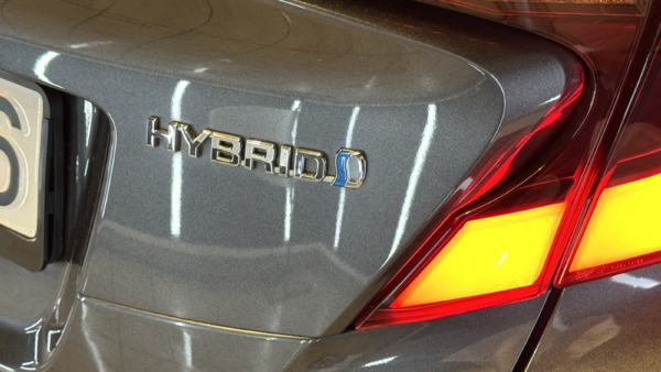 Toyota C-HR 1.8 Hybrid GR Sport 2023m. 32