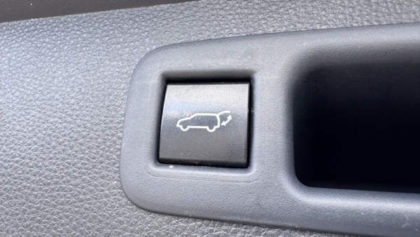 Toyota Highlander 2.5 Hybrid Executive AWD-i 2022 m. 7 vietos 16