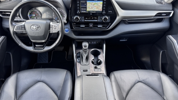 Toyota Highlander 2.5 Hybrid Executive AWD-i 2022 m. 7 vietos 8