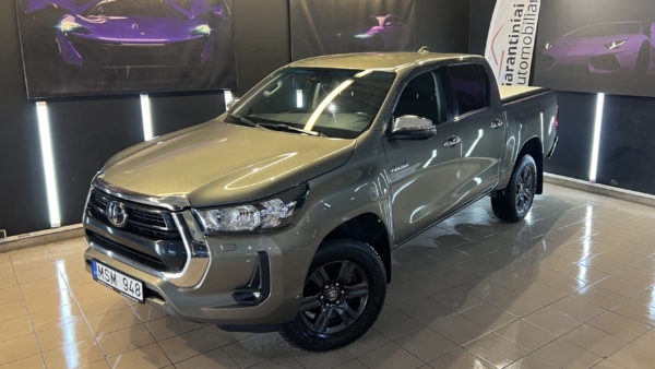 Toyota Hilux 2,8 AT Active + Cover paketas 2023 m. 1