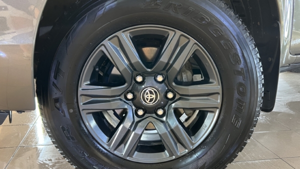 Toyota Hilux 2,8 AT Active + Cover paketas 2023 m. 3
