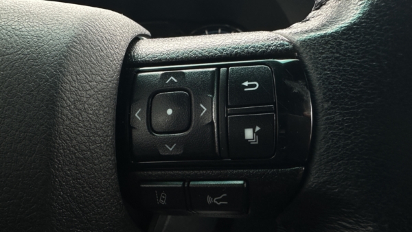 Toyota Hilux 2,8 AT Invicible 2023 m. 10