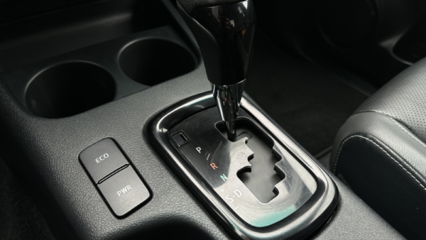 Toyota Hilux 2,8 AT Invicible 2023 m. 20