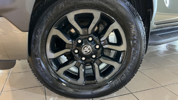 Toyota Hilux 2,8 AT Invicible 2023 m. 26