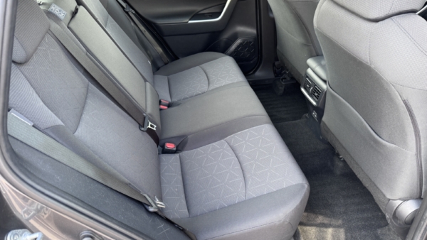Toyota RAV4 2.0 Luxury + Comfort paketas 2023 m. 7