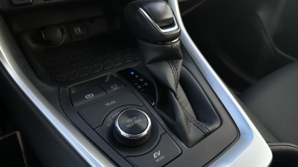 Toyota RAV4 2.5 Hybrid Dynamic AWD 2023 m. 20