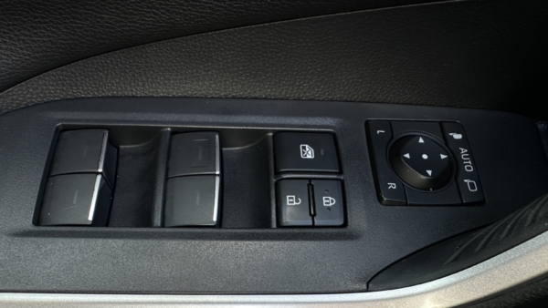 Toyota RAV4 2.5 Hybrid Dynamic AWD 2023 m. 22