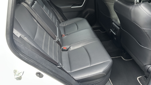 Toyota RAV4 2.5 Hybrid Dynamic AWD 2023 m. 5