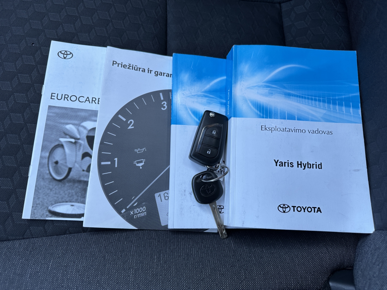Toyota Yaris 1.5 Hybrid Active 2023 m. 28