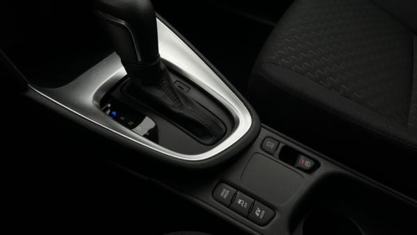 Toyota Yaris Cross 1.5 Hybrid Active 2025 m. 25