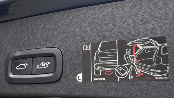 Volvo XC40 1,5 Plug-in Momentum 2020 m. Įkraunamas hibridas 12