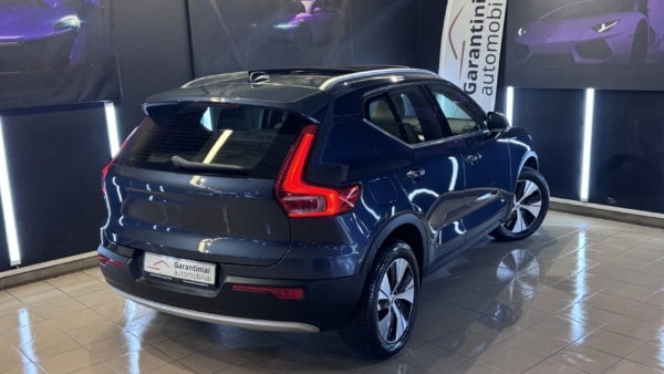Volvo XC40 1,5 Plug-in Momentum 2020 m. Įkraunamas hibridas 2