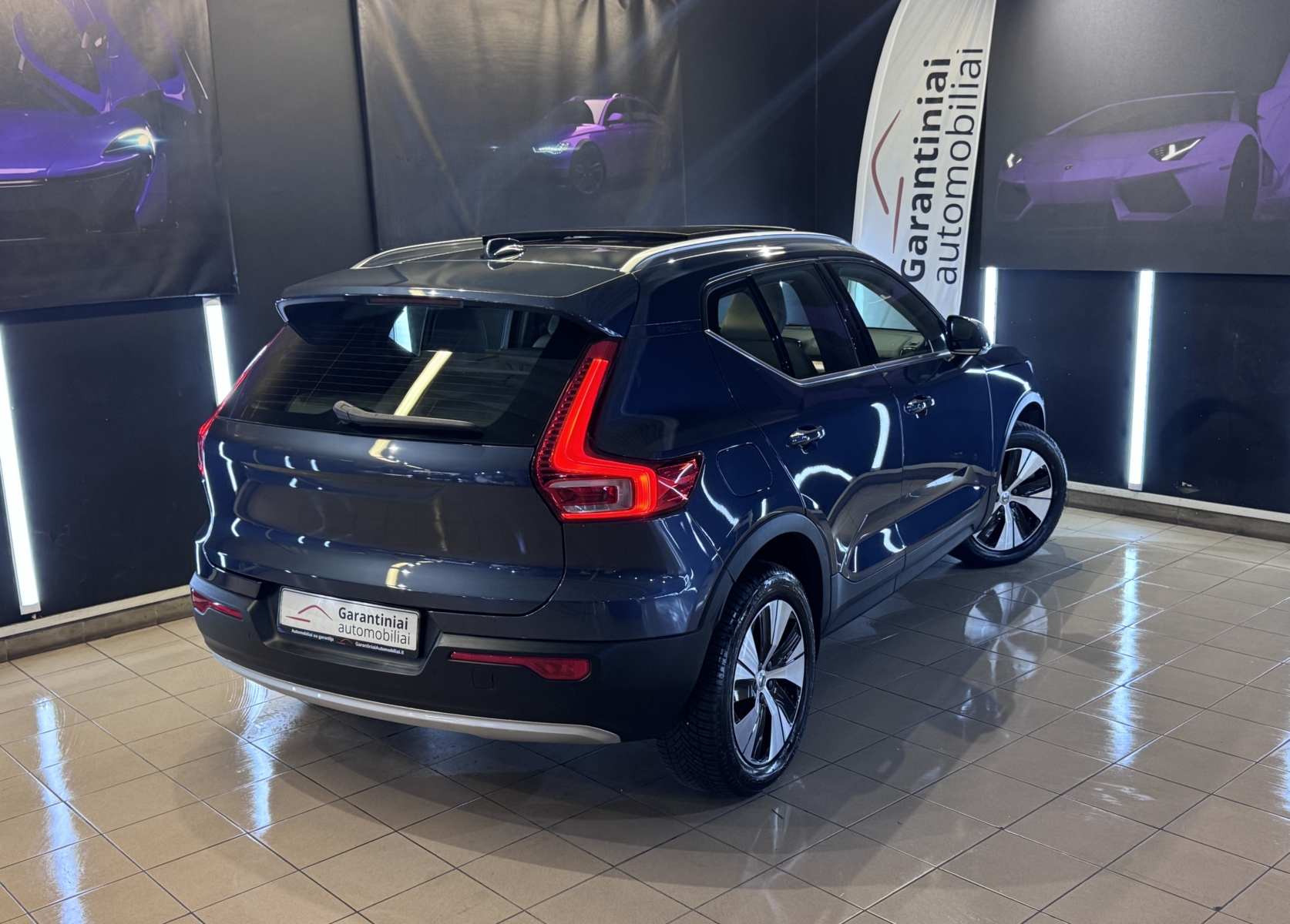 Volvo XC40 1,5 Plug-in Momentum 2020 m. Įkraunamas hibridas 2