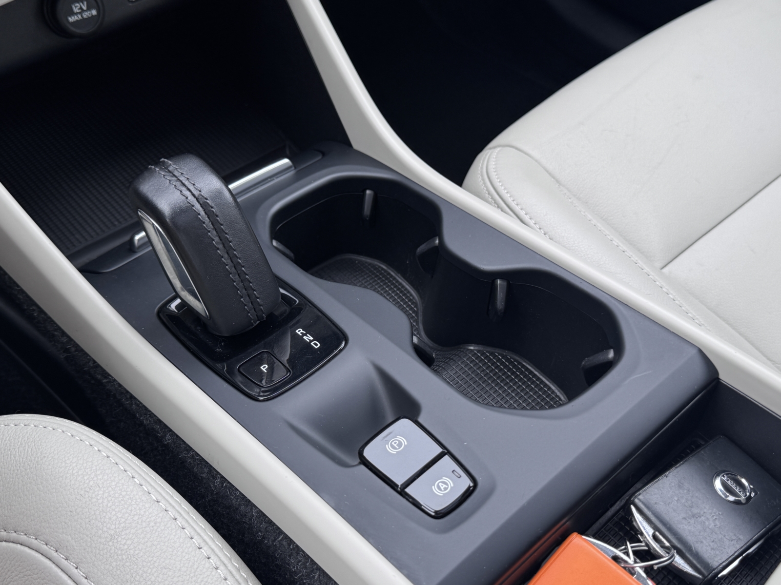 Volvo XC40 1,5 Plug-in Momentum 2020 m. Įkraunamas hibridas 25