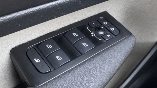 Volvo XC40 1,5 Plug-in Momentum 2020 m. Įkraunamas hibridas 26