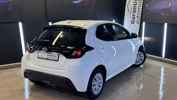 Alternative view of Toyota Yaris 1.5 Hybrid Active 2023 m.
